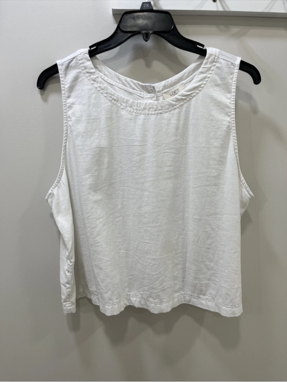 LOFT White Sleeveless Tank